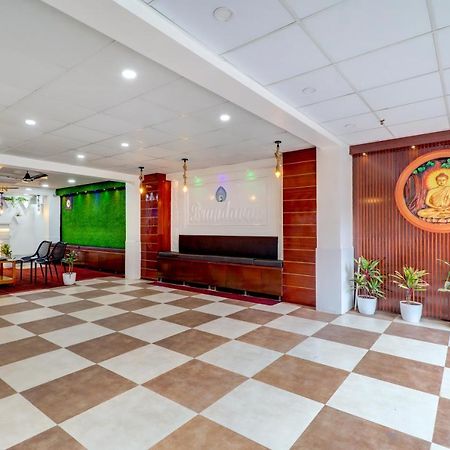 Hotel Brundavan International Guntūr Dış mekan fotoğraf
